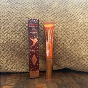 Charlotte Tilbury limited edition highlighter wand in Spotlight